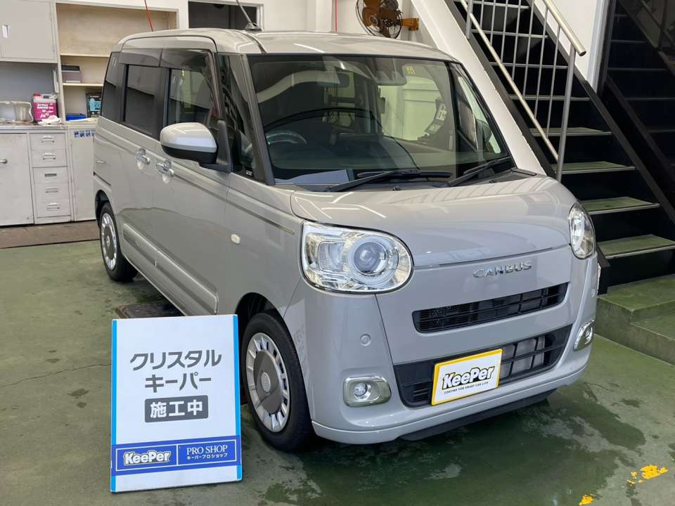 「キャンバスにクリスタルキーパー施工｜ガラスの艶と透明感」