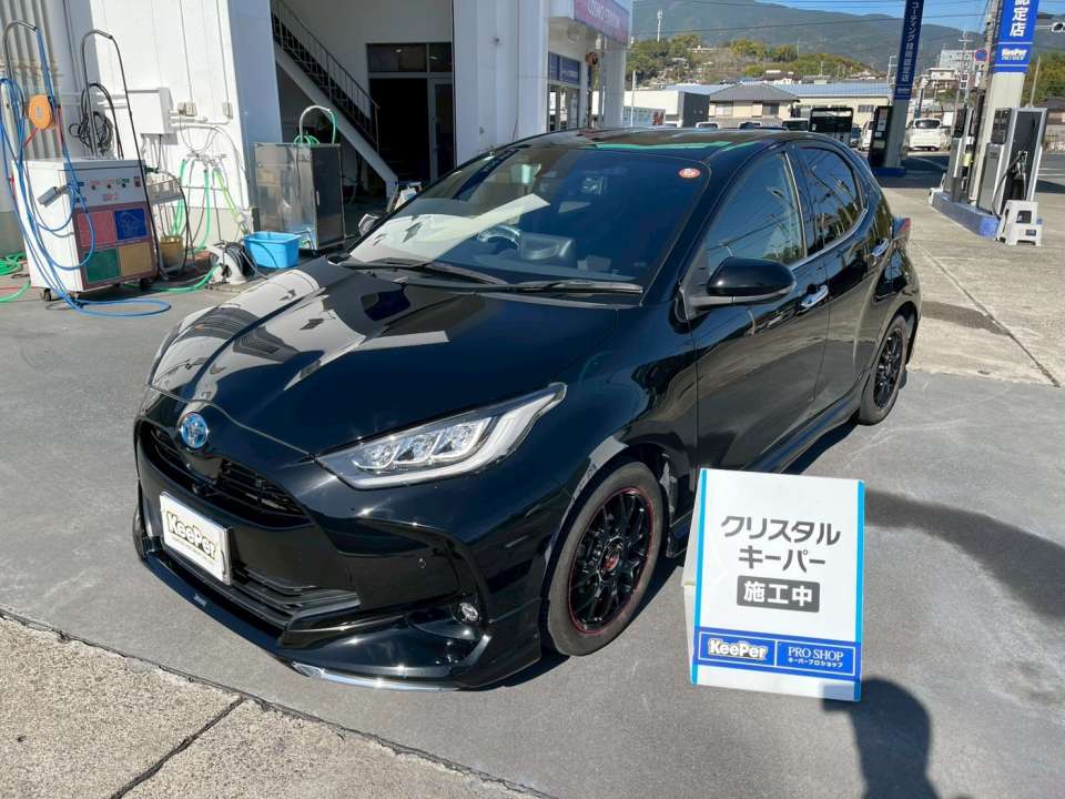 トヨタ　ヤリス｜クリスタルキーパー ＆ フッ素ガラスコーティング施工【橋本市】