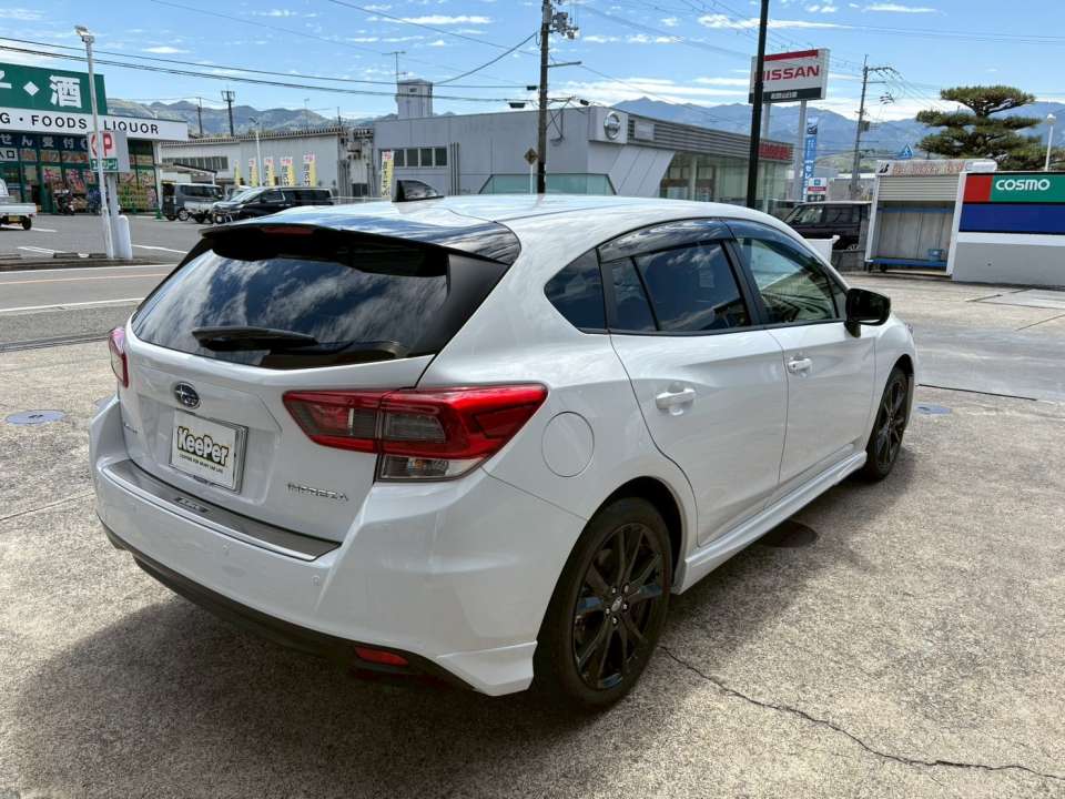 通勤や日常使いのお車にも最適なフレッシュキーパー。 「キレイを維持したい方」に人気のコーティングです。