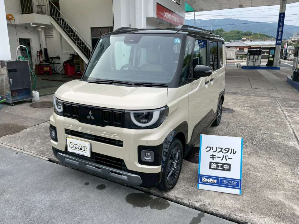 クリスタルキーパーは本当に意味ある？デリカミニ施工事例｜フッ素ガラスコーティング全面