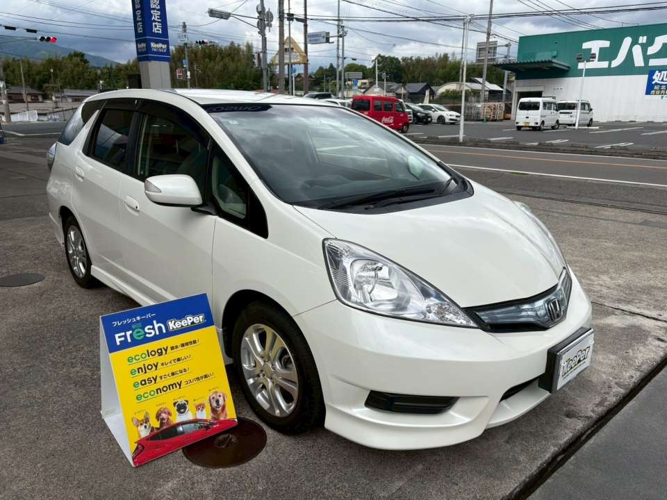 ホンダ フィット フレッシュキーパー ヘッドライトクリーン＆プロテクト 全面フッ素ガラスコーティング 鉄粉取り施工