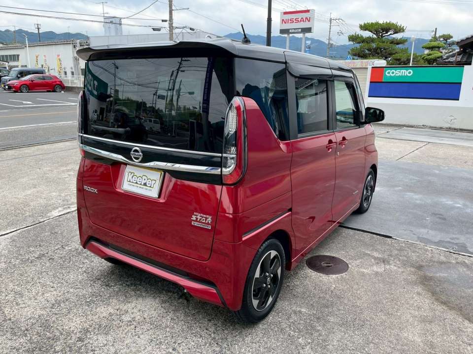 1年に1回のクリスタルキーパー施工で美しいツヤを維持。和歌山県橋本市でカーコーティングなら川福石油にお任せください。