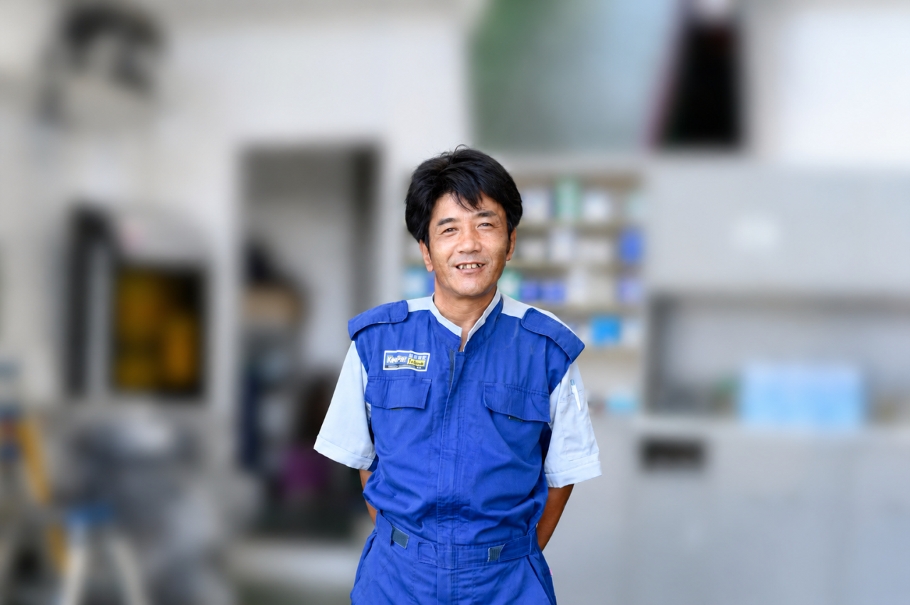 スタッフ紹介 花岡栄次
