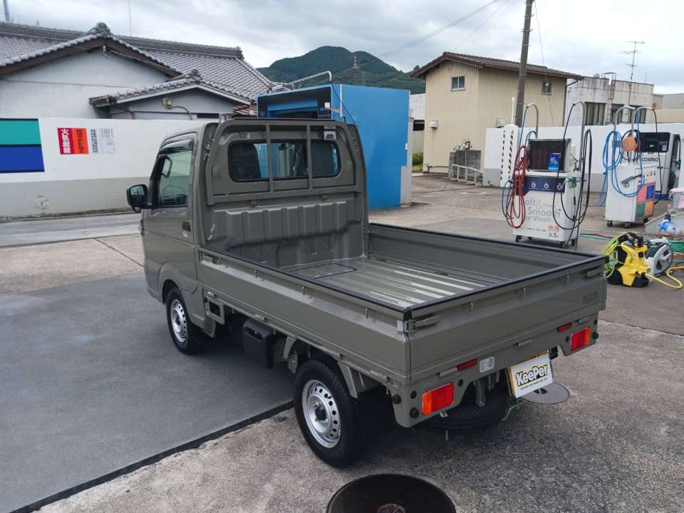 スズキ キャリイにダイヤⅡキーパー施工｜仕事で使う軽トラックにも深い艶と高い防汚性能