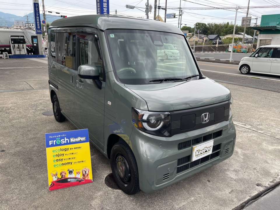 ホンダ N-VANにフレッシュキーパーを施工した落ち着いたボディカラーの透明感ある艶と美しい仕上がり